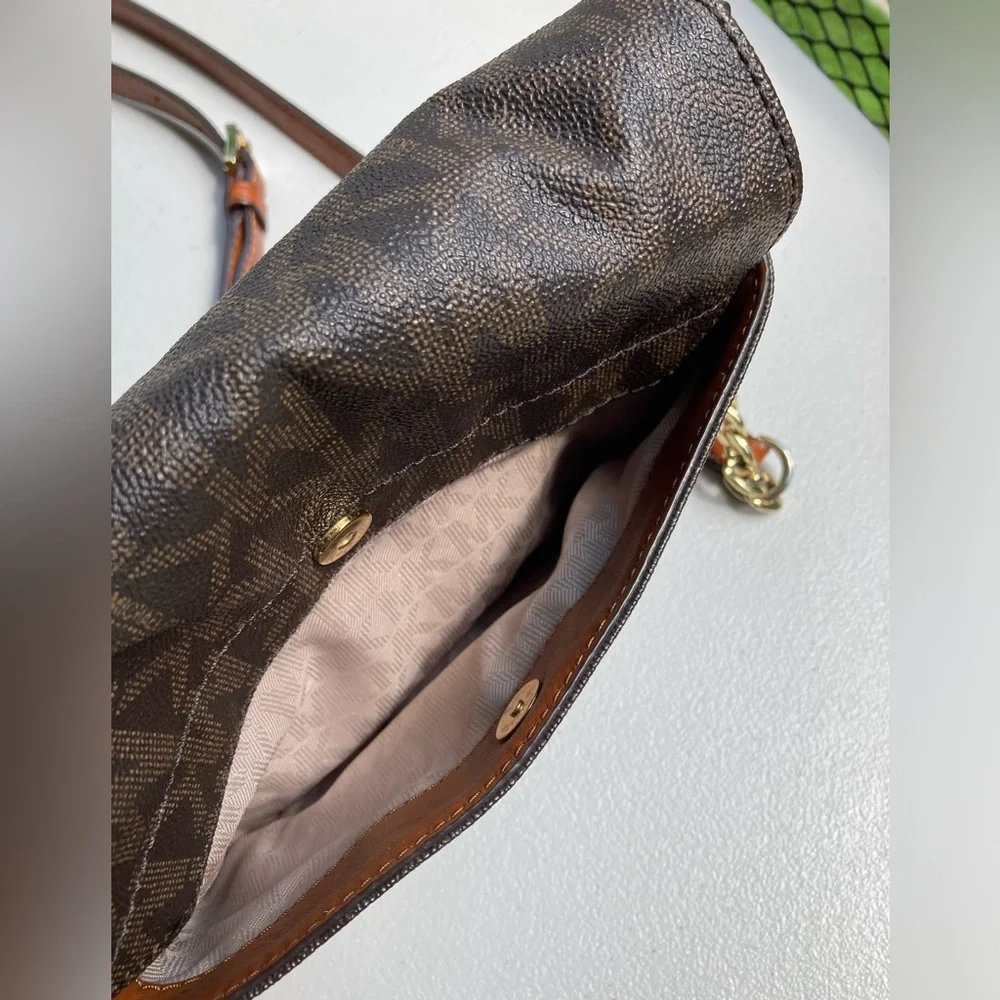 Michael Kors Brown Fulton Flap Gusset Crossbody Brown Envelope Purse Gold Chain
